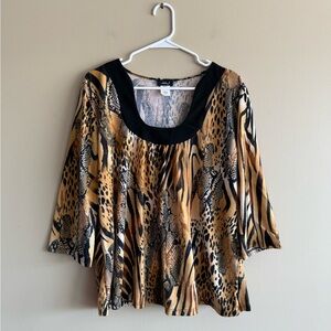 Chic Leopard Print Blouse with Black Accents